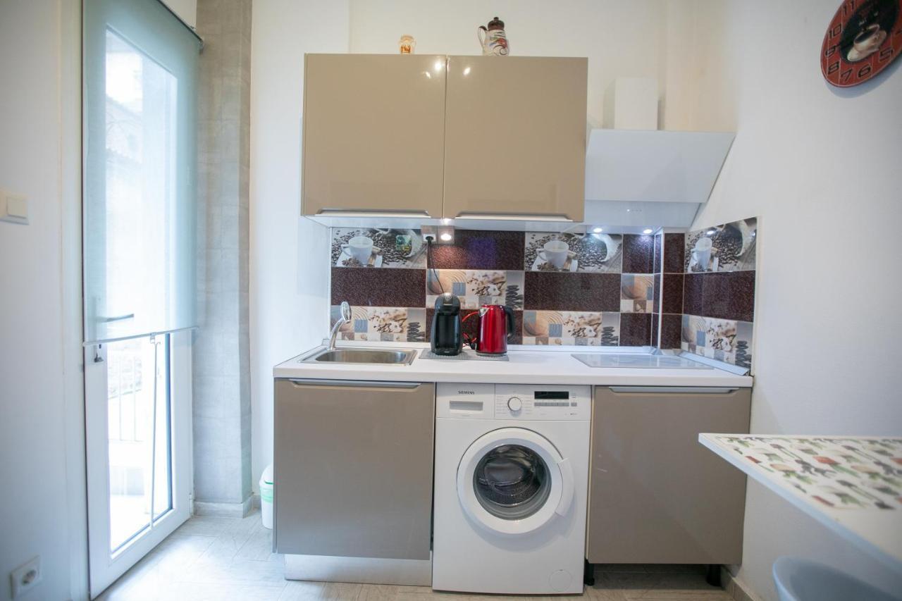Ferienwohnung Orange And Blue Studio Downtown 5 Min From White Tower Thessaloniki Exterior foto